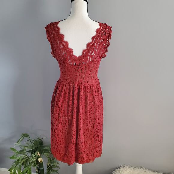 Anthropology Greylin Red Sleeveless V Neck Lace Dress L - Picture 2 of 10